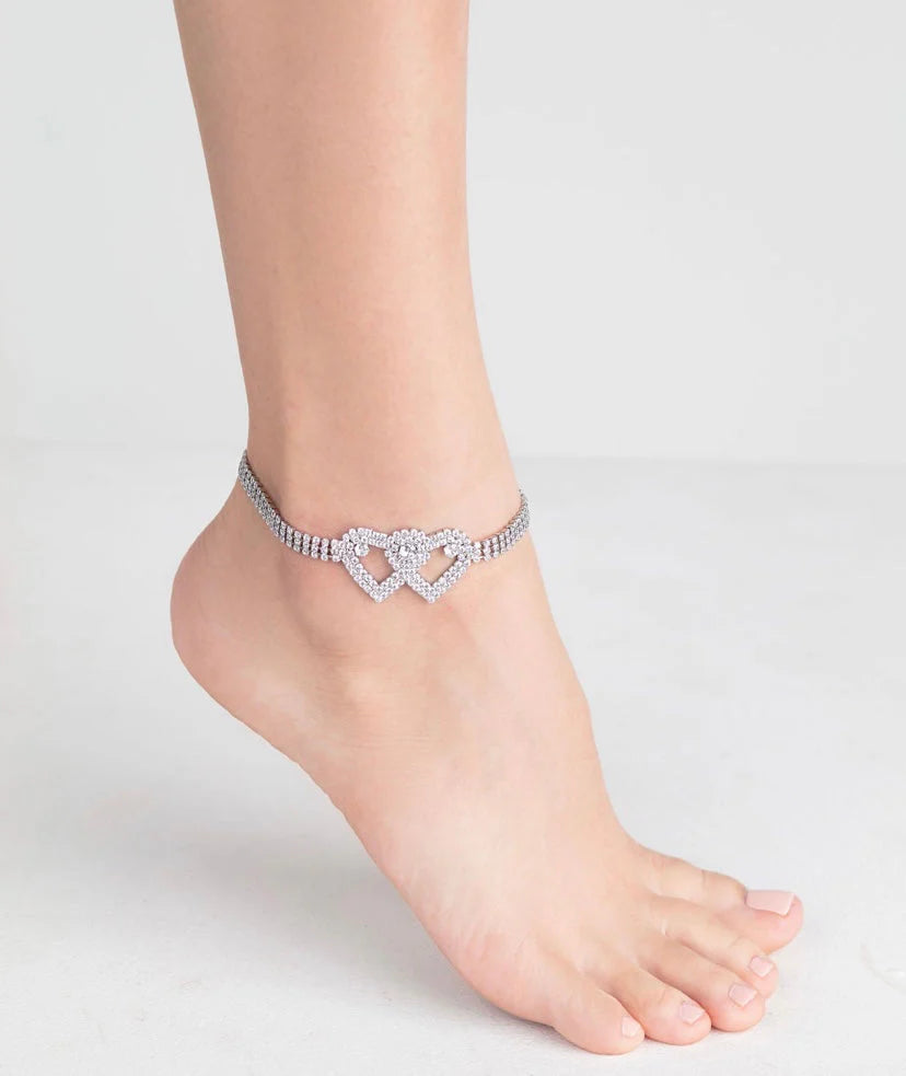 Radiant Heart Chain Anklet